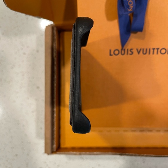 Authentic Louis Vuitton Bumper Pallas iPhone 12 & 13 Pro Max Wallet Case - Picture 6 of 10